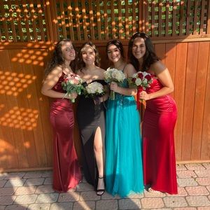 Prom dress! Teal/blue/green Prom dress. Excellent Condition